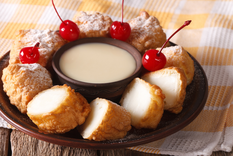 Tradicionalmente, esta receta se prepara durante la Semana Santa, junto a otros postres como las torrijas y los buñuelos, por su sencillez y su sabor reconfortante.