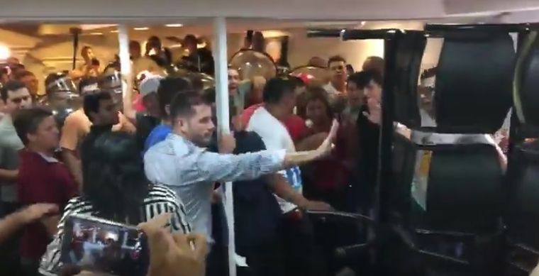 La sesión en el Concejo Deliberante se tornó muy violenta