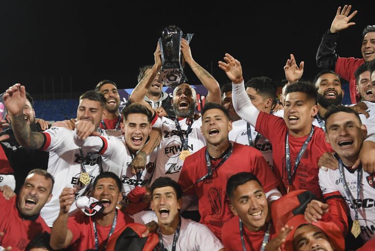 Patronato, campeón de la Copa Argentina: venció a Talleres por 1-0 con gol de Banega. Foto: Télam