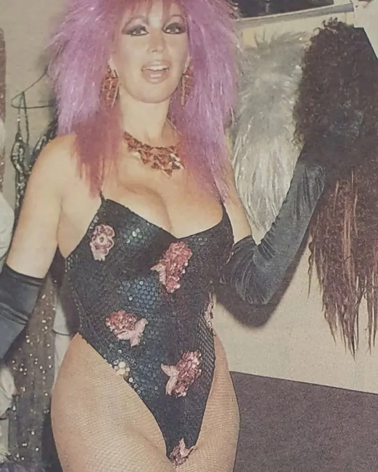 El influencer replicó uno de los looks más icónicos de la vedette. El influencer replicó uno de los looks más icónicos de la vedette.