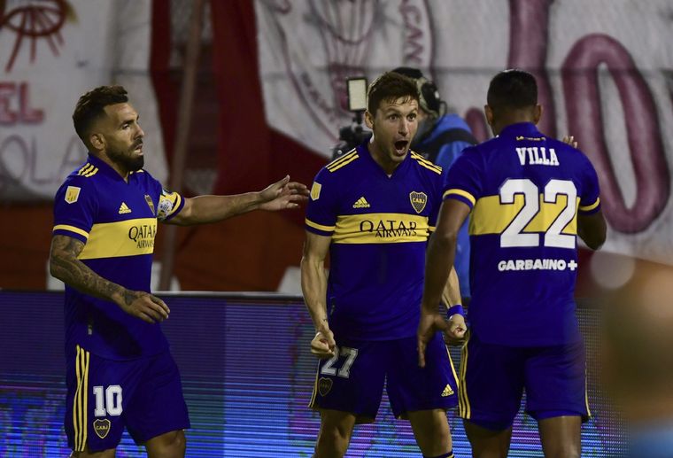 Soldano se irá y Villa podría ser vendido si llega una oferta convincente Foto: Télam