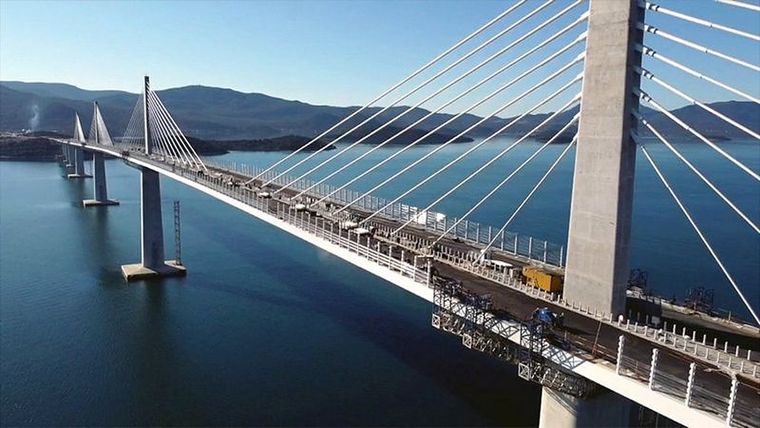 El puente Pelješac construido por China en Croacia.