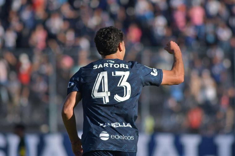 Sartori anotó el primer tanto de la Lepra ante Argentinos.&nbsp;