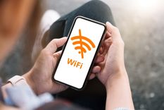 Dejar el WiFi activado fuera de casa puede exponer datos personales a redes inseguras sin que el usuario lo advierta.