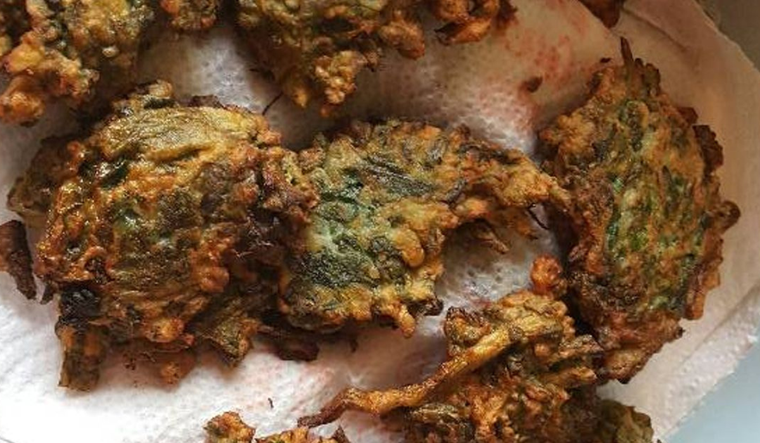 Algunos cocineros agregan un toque de queso rallado o nuez moscada para darles más sabor y aroma. Algunos cocineros agregan un toque de queso rallado o nuez moscada para darles más sabor y aroma.