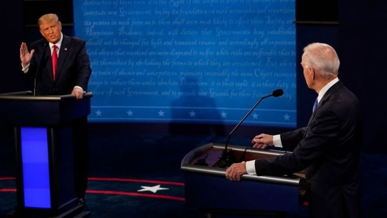 Era la última oportunidad de Trump y Biden para convencer a votantes indecisos en un formato televisivo de este tipo.