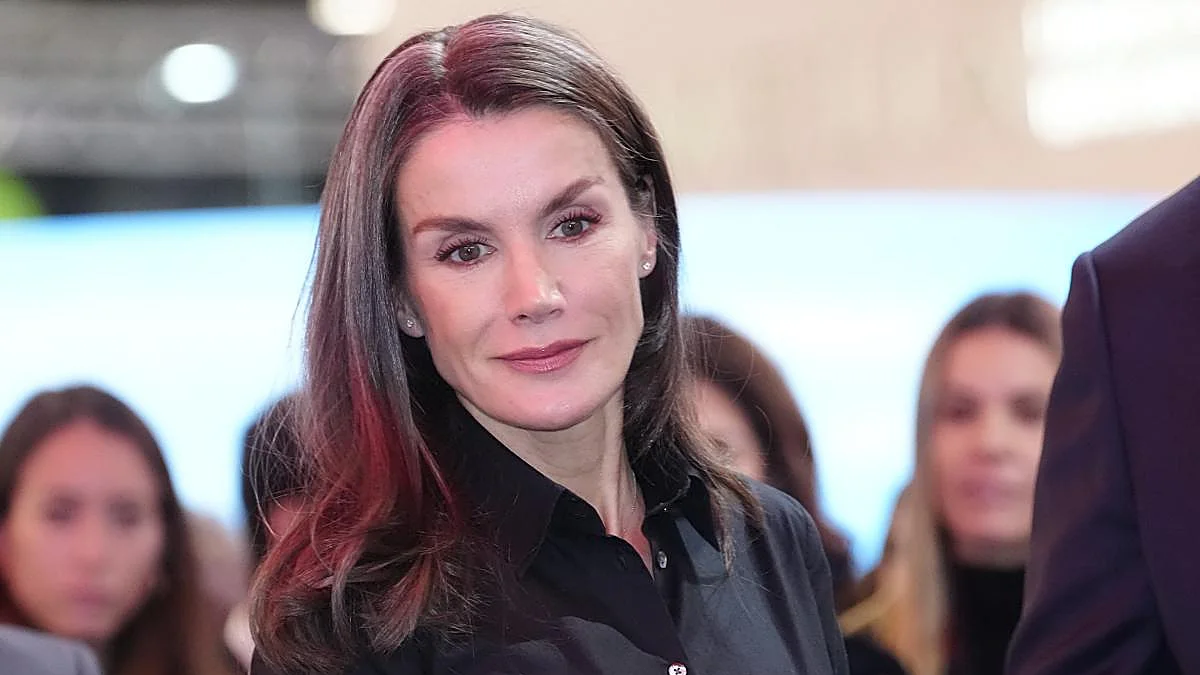 La chaqueta low cost de la reina Letizia: un look de royal para imitar