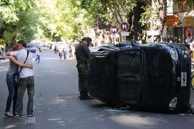 MDZol | Así quedó sobre San Lorenzo el Corsa en el que iban dos jóvenes. Foto: Pachy Reynoso/MDZ