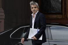 Luis Caputo tomó la centralidad de la escena con sus anuncios económicos Foto: Télam