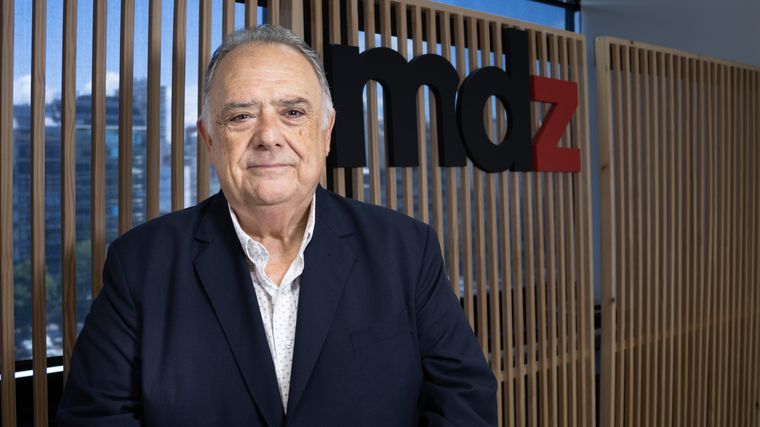 Eduardó Valdés visitó la redacción de MDZ en Buenos Aires. Foto: Tatiana Colangelo