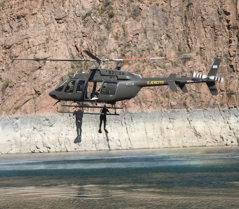 Los trabajos de los helicópteros Bell 407GXi. Foto: Ejercito Argentino
