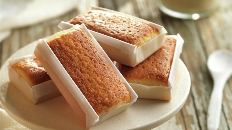 Admira estos deliciosos bizcochos típicos españoles para compartir con tus seres queridos