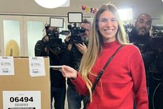 Lula Levy fue la primera candidata en votar Foto: Lula Levy