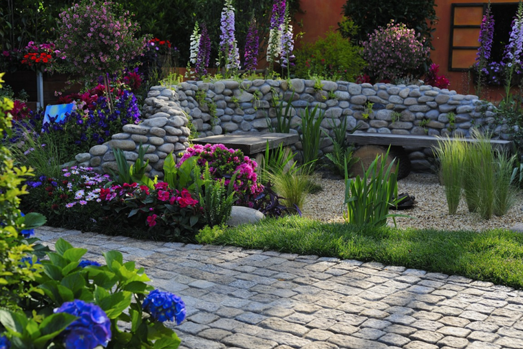 Los jardines son una parte esencial de la belleza del hogar. Foto: Pixabay