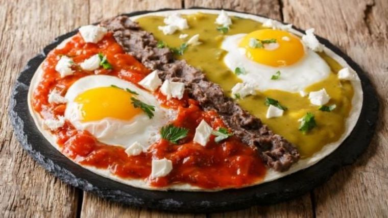 Con una fácil receta disfruta de unos deliciosos huevos divorciados. Foto: Shutterstock