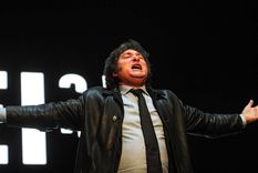 Milei pelea por ganar en primera vuelta, pero tendría asegurado un lugar en el balotaje. Foto: Télam Milei pelea por ganar en primera vuelta, pero tendría asegurado un lugar en el balotaje. Foto: Télam