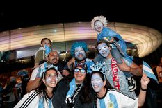 Los hinchas argentinos en el Stade de France. Foto: Los Pumas Los hinchas argentinos en el Stade de France. Foto: Los Pumas
