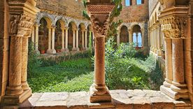 El turismo sostenible y la conservación del entorno definen la vida en este pueblo español. El turismo sostenible y la conservación del entorno definen la vida en este pueblo español.