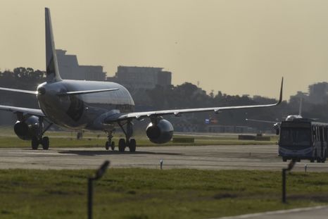 Las aerolíneas activaron descuentos y financiación durante una nueva edición del Hot Sale. Las aerolíneas activaron descuentos y financiación durante una nueva edición del Hot Sale.