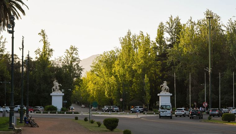 El martes tendrá poca nubosidad en Mendoza y vientos moderados del noreste. El martes tendrá poca nubosidad en Mendoza y vientos moderados del noreste.