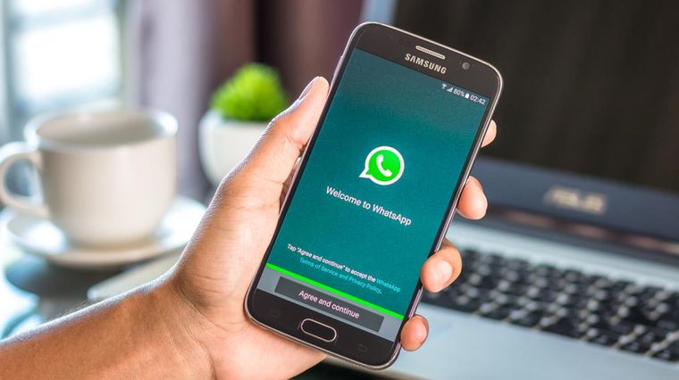 Esta es la lista de teléfonos que dejaran de ser compatibles con WhatsApp a partir de octubre. Foto: Shutterstock Foto: Archivo