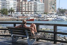 Uruguay, y más precisamente Punta del Este, se prepara para recibir a miles de argentinos beneficiados por la estabilidad cambiara en el país. Foto: EFE