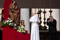 Luego de la postergación por el fallecimiento del papa Francisco, León XIV canonizó a Carlo Acutis