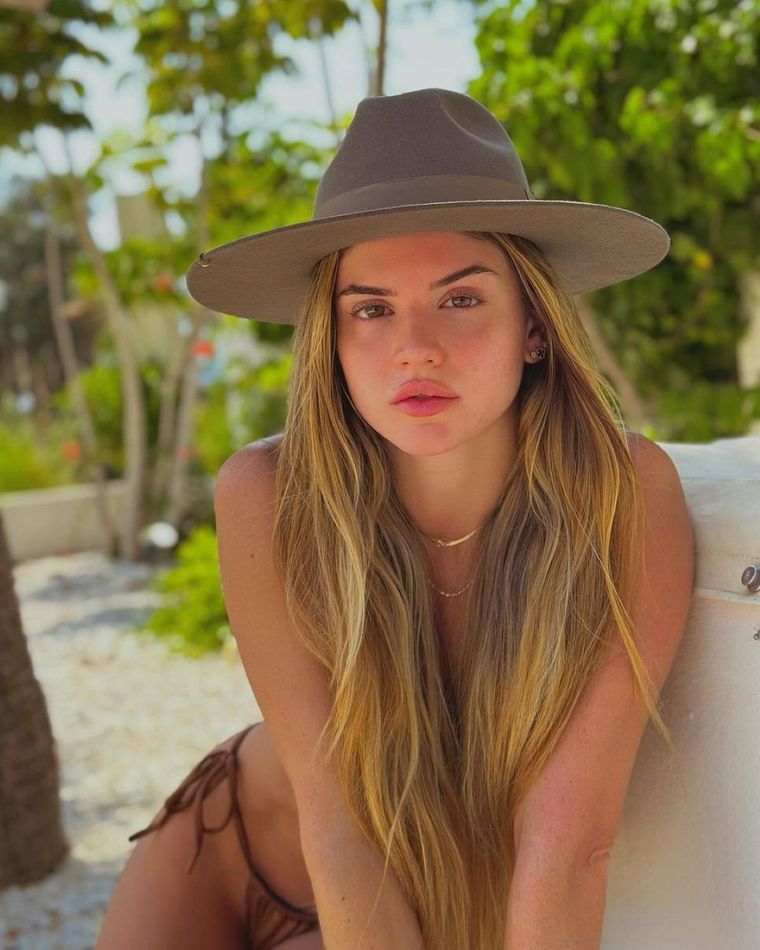 Valeria Duque, la modelo colombiana que tacharon de tener una aventura con Rauw Alejandro, deslumbra con su belleza al natural Foto: Valeria Duque / Instagram