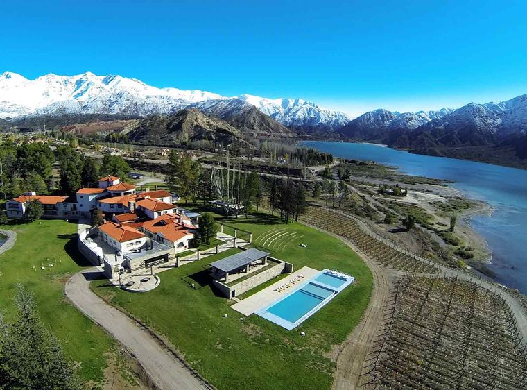 Los mendocinos, por ejemplo, podremos volver a visitar Potrerillos y hospedarnos allí