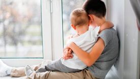 La habilidad clave que desarrollan los niños que cuidan a sus hermanos, según estudios. Foto: Shutterstock La habilidad clave que desarrollan los niños que cuidan a sus hermanos, según estudios. Foto: Shutterstock