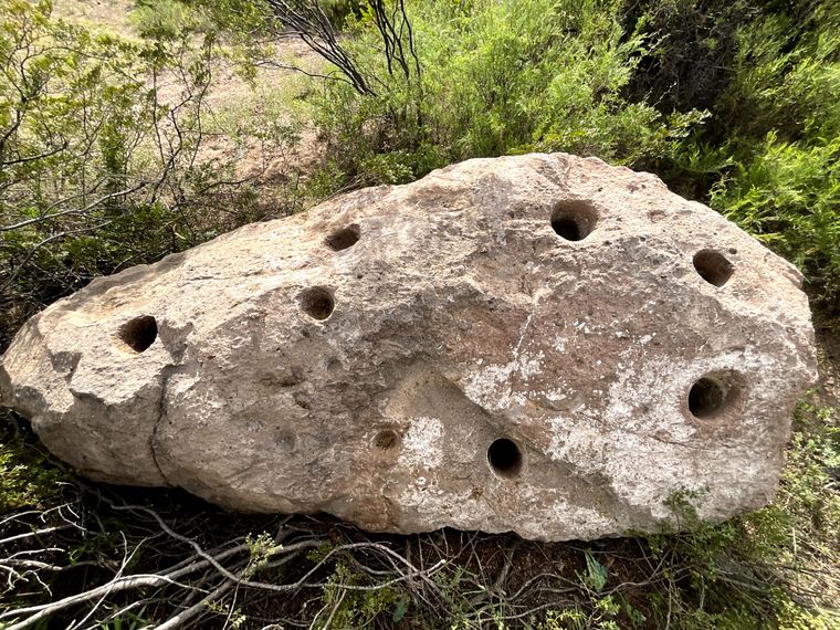 Morteros hallados en el Campo Yaucha. Morteros hallados en el Campo Yaucha. 