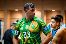 El Dibu Martínez podrìa dar un importante salto post Mundial. Foto: @emi_martinez26 El Dibu Martínez podrìa dar un importante salto post Mundial. Foto: @emi_martinez26