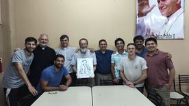 Solo pudimos agradecer: a Brochero, por su ejemplo, a María, por caminar siempre a nuestro lado. Solo pudimos agradecer: a Brochero, por su ejemplo, a María, por caminar siempre a nuestro lado.