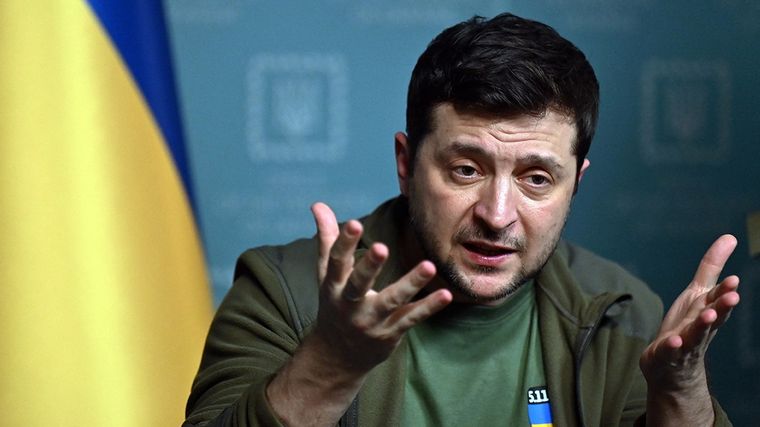 Zelenski exige la ayuda de la Unión Europea. Foto: Yahoo Noticias.