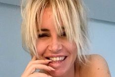 desde su cama: la picante foto de flor pena dedicada a quienes la agreden por las redes