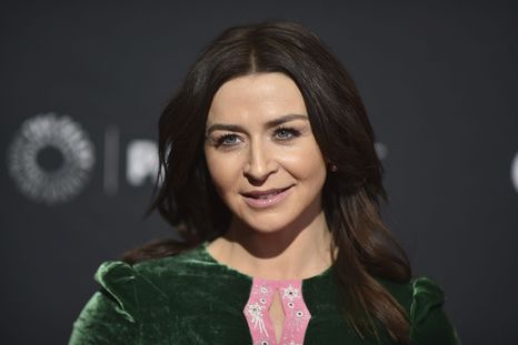 Foto: https://www.cleveland19.com/2023/04/04/greys-anatomy-actress-caterina-scorsone-saved-her-3-kids-house-fire/?outputType=apps