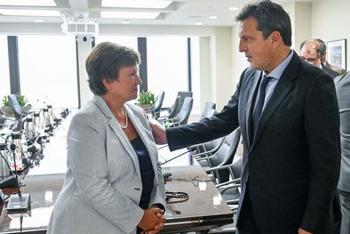 MDZol | El acuerdo con el FMI se mantendrá vivo durante la campaña hacia el balotaje, con mínimas intervenciones a la espera de conocerse el resultado. Foto: Ministerio de Economía