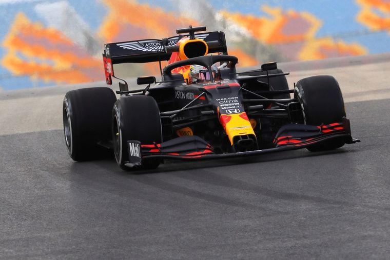 Max Verstappen Verstappen, el más rápido en el primer libre; Sainz, decimonoveno Foto: EFE