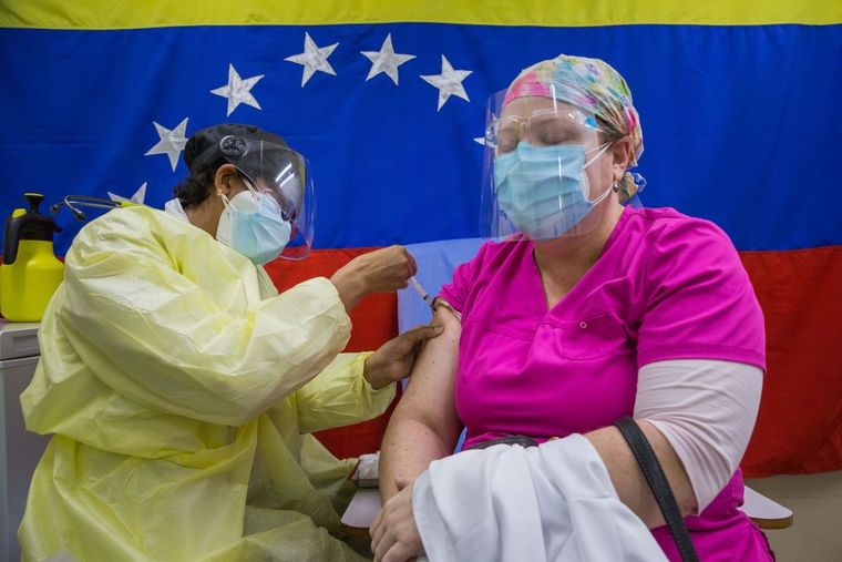 Venezuela acusó al mecanismo Covax de no enviar las vacunas que asegura haber pagado