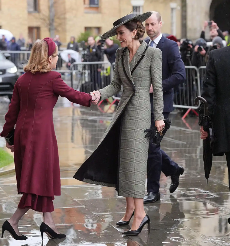 El significado oculto del outfit de Kate Middleton. El significado oculto del outfit de Kate Middleton.