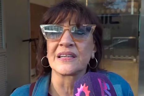 Elizabeth descartó que su presente en el streaming de Olga haya influido en la decisión. / Captura Eltrece Elizabeth descartó que su presente en el streaming de Olga haya influido en la decisión. / Captura Eltrece