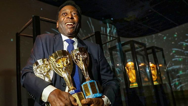 El Bocha no se olvidó de Pelé. El Bocha no se olvidó de Pelé.