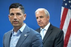 renuncia un alto funcionario de seguridad de estados unidos