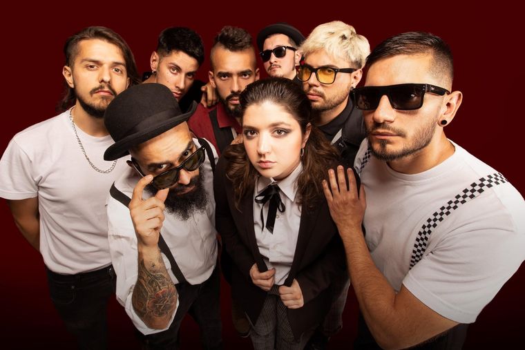 La Skandalosa Tripulación, esta noche en el teatro Independencia.