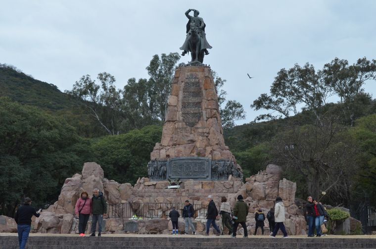Miles de turistas llegaron a Salta este fin de semana largo. Foto: Télam