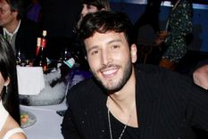 AITANA Y SEBASTIÁN YATRA HACE POCO, LOS CANTANTES HAN ESTADO ENVUELTOS EN RUMORES DE UN ROMANCE Foto: https://los40.com/los40/2021/11/16/musica/1637060132_434499.html