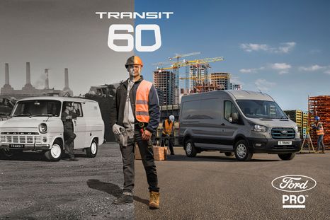 El 9 de agosto de 1965 la primera furgoneta Ford Transit salió de la línea de producción en la planta de Langley, en Reino Unido. El 9 de agosto de 1965 la primera furgoneta Ford Transit salió de la línea de producción en la planta de Langley, en Reino Unido.