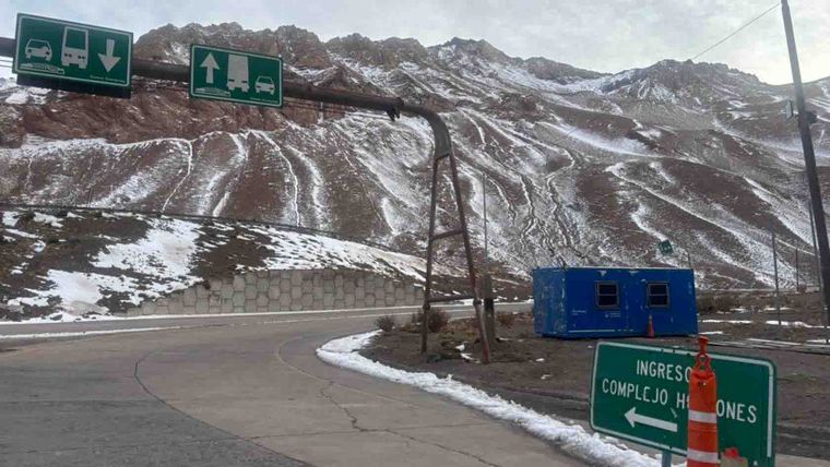 El paso a Chile se encuentra habilitado. El paso a Chile se encuentra habilitado.