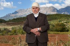 la increible historia de las virgenes-hombres de albania