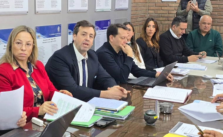 La reunión en comisiones de LAC. La reunión en comisiones de LAC.